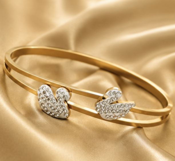 Luxury Adjustable Bracelet for Women